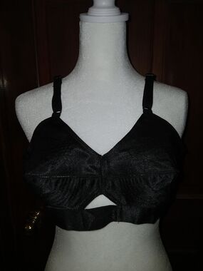 Vintage Repro Black Wireless Bullet Bra - Women Intimates & Sleepwear